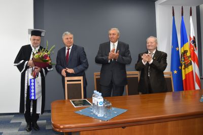 DHC pentru Viorel Scripcariu, rectorul UMF „Grigore T. Popa”