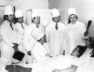 Catedra de chirurgie a Facultăţii de Pediatrie, Spitalul Clinic Municipal nr. 1 (1977)