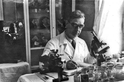 I. Kurlov, medic emerit (decembrie 1950)