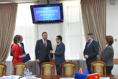  Semnarea Acordului de colaborare cu Școala de Stomatologie din China de Vest