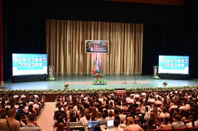 Ceremonia de bun venit a studenților admiși în anul I