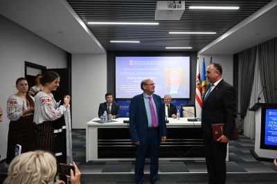 Profesorul Ioan Sporea -DHC al USMF „Nicolae Testemițanu”