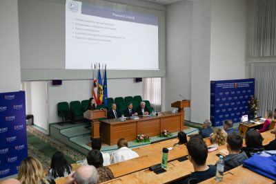 Conferința științifică anuală