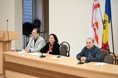 violență